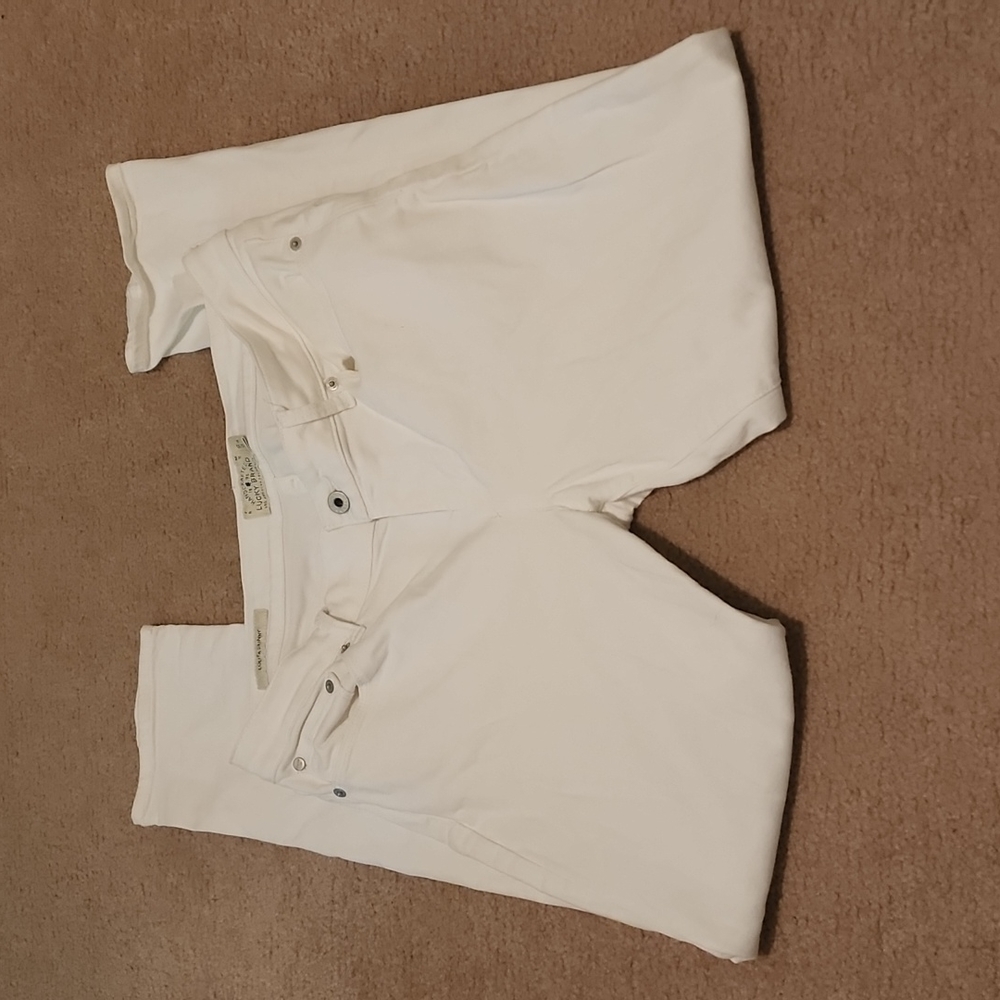 EUC - Lucky Brand white Jeans, size 10/30